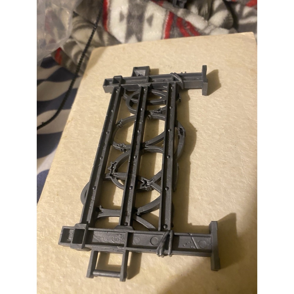 Chap Mei Barbed Wire Fence Barricade Panel Gray 1:18 for 3-3/4" Action Figure - Picture 2 of 4